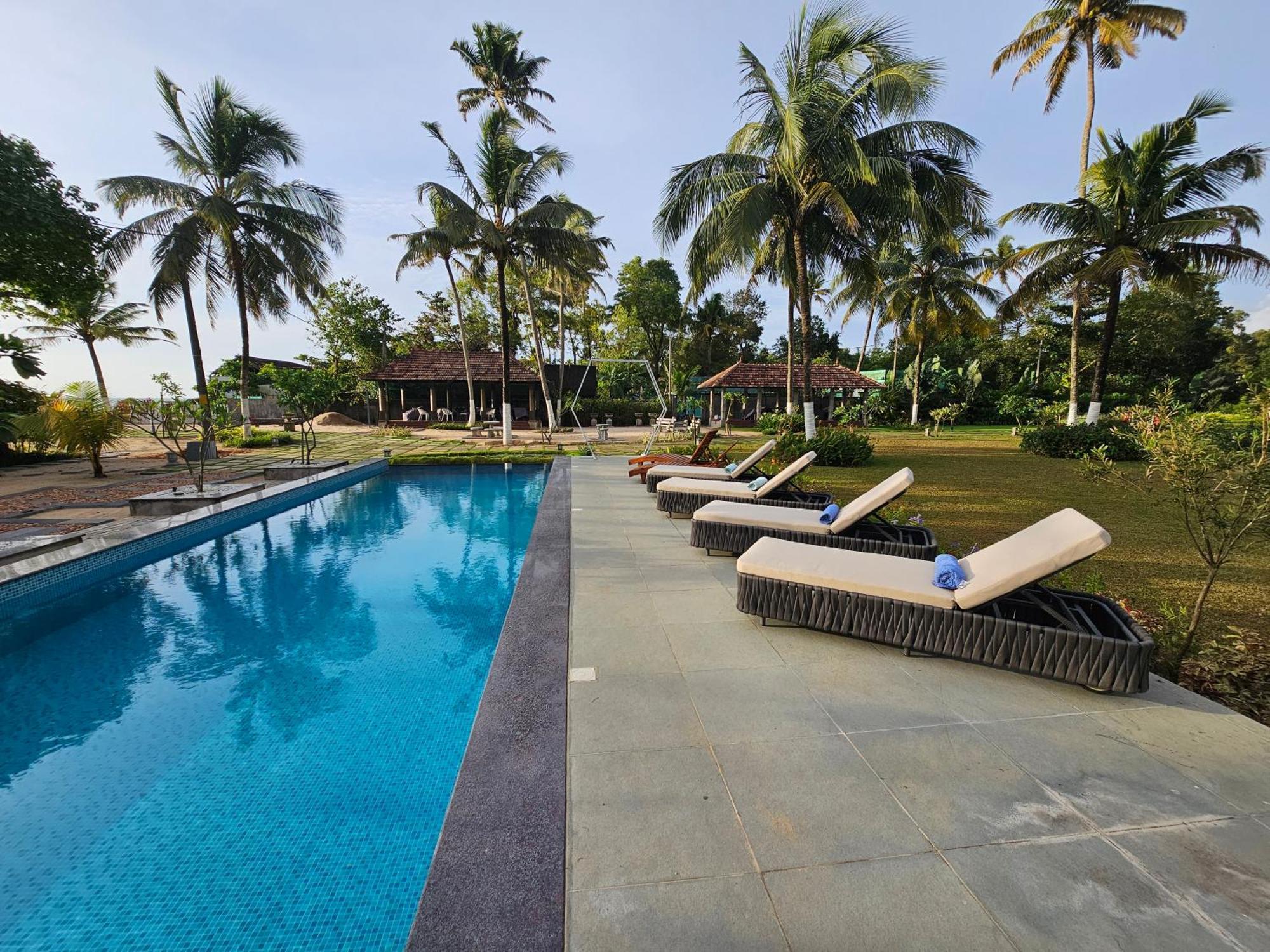 Ether Marari Beachfront Mararikulam Extérieur photo
