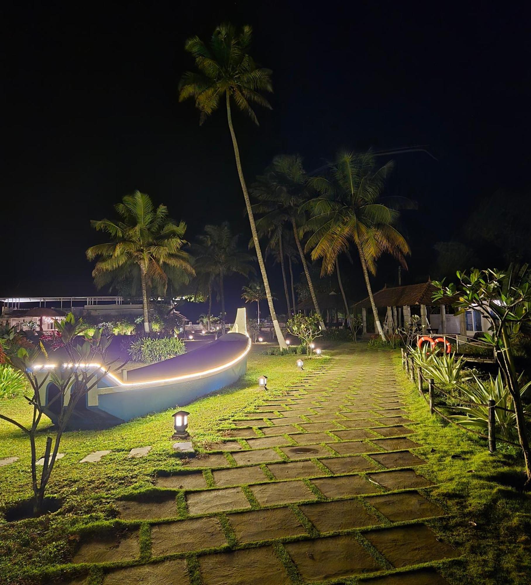 Ether Marari Beachfront Mararikulam Extérieur photo