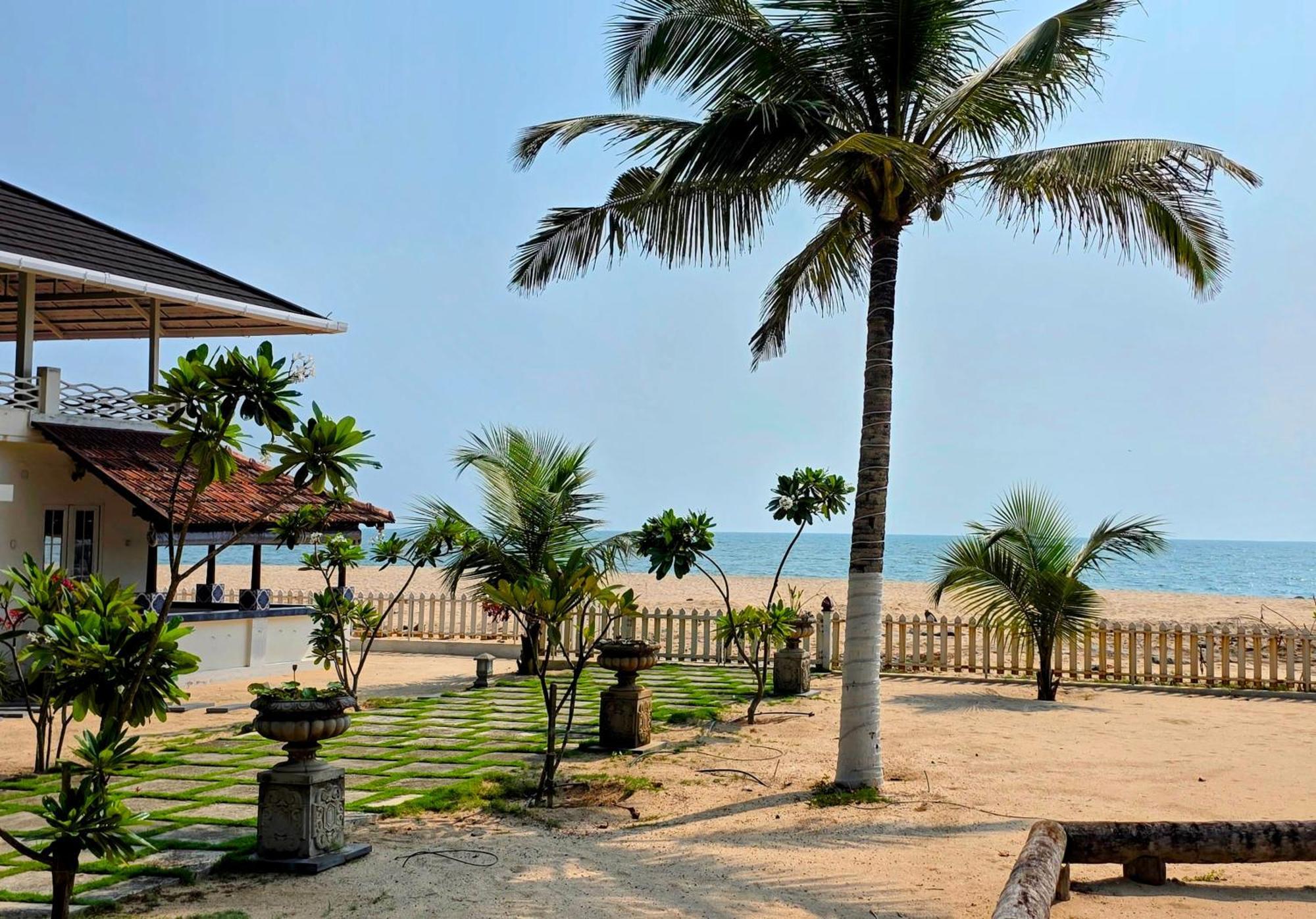 Ether Marari Beachfront Mararikulam Extérieur photo